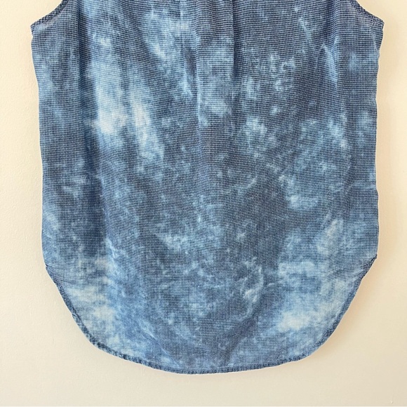 Cloth & Stone Bleach Wash Chambray Button Down Sleeveless Tank Shirt Med (ff) - Picture 8 of 13